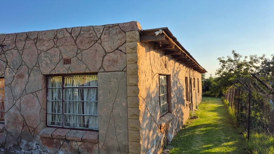 3 Bedroom Property for Sale in Tate Rantheli Central Free State